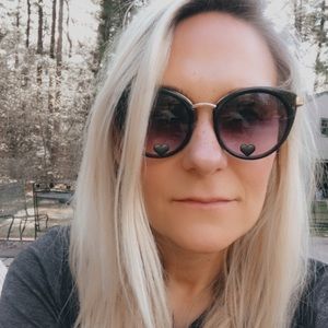 Meet your Posher, Catherine